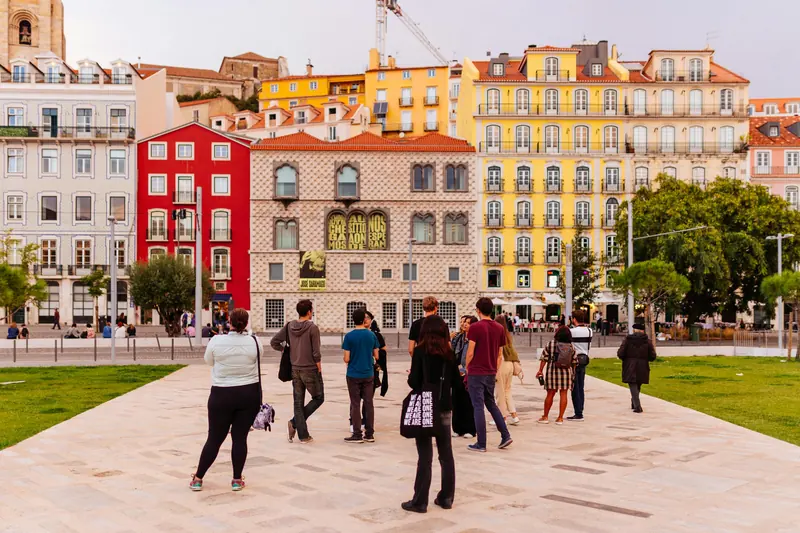 Begin in Lisbon