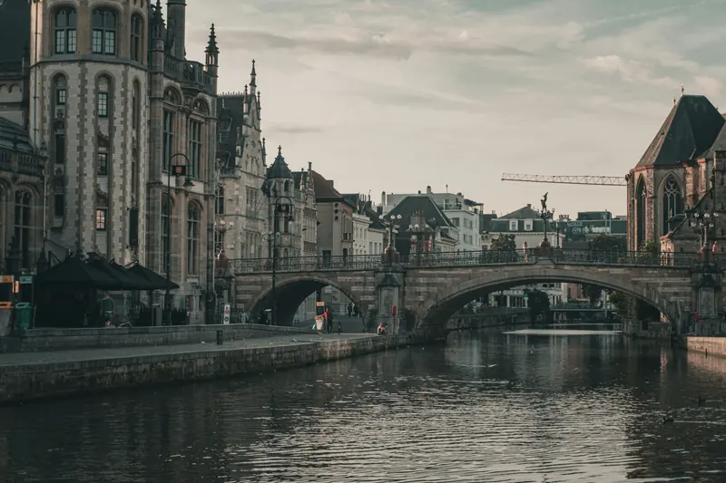 Bridge on the canal