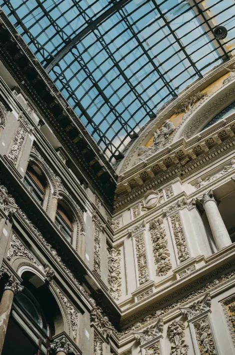 What to visit in Naples? — Umberto I Gallery