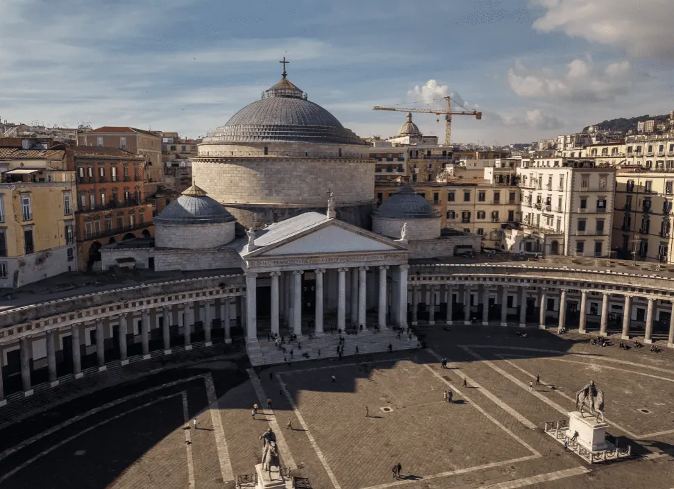 What to visit in Naples? — Plebiscito square with the Royal Palace