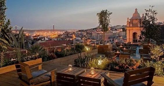 Lisbon's Secret Sips : Top Hidden Bars You Must Discover — The Park Bar