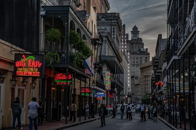 Vibrant streets of New Orleans with historic architecture.