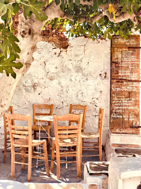 What to eat in Greece?